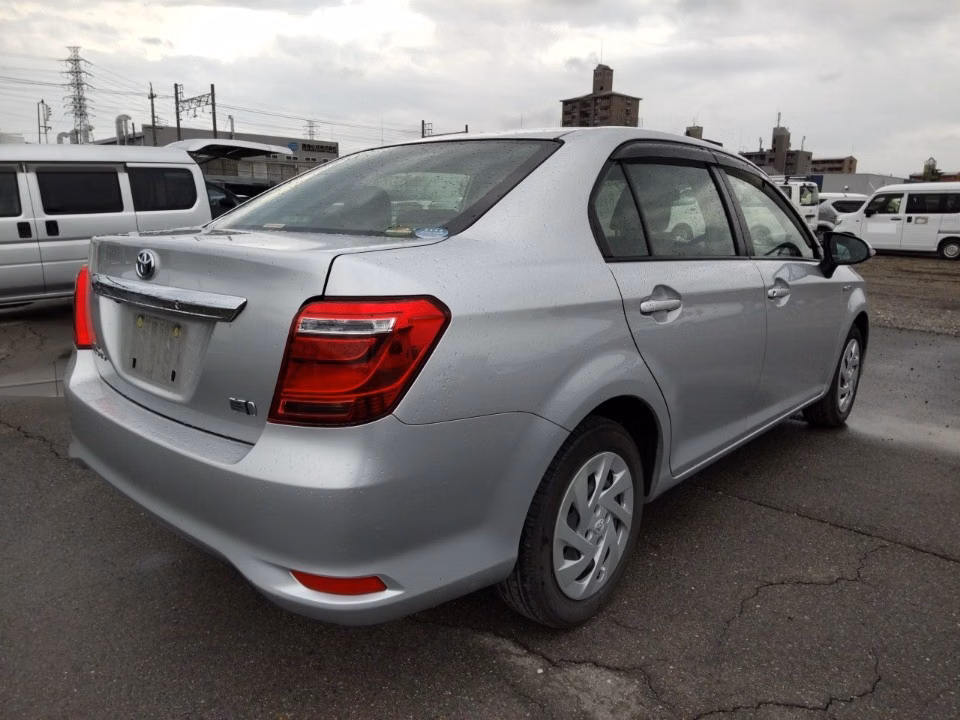 TOYOTA COROLLA AXIO