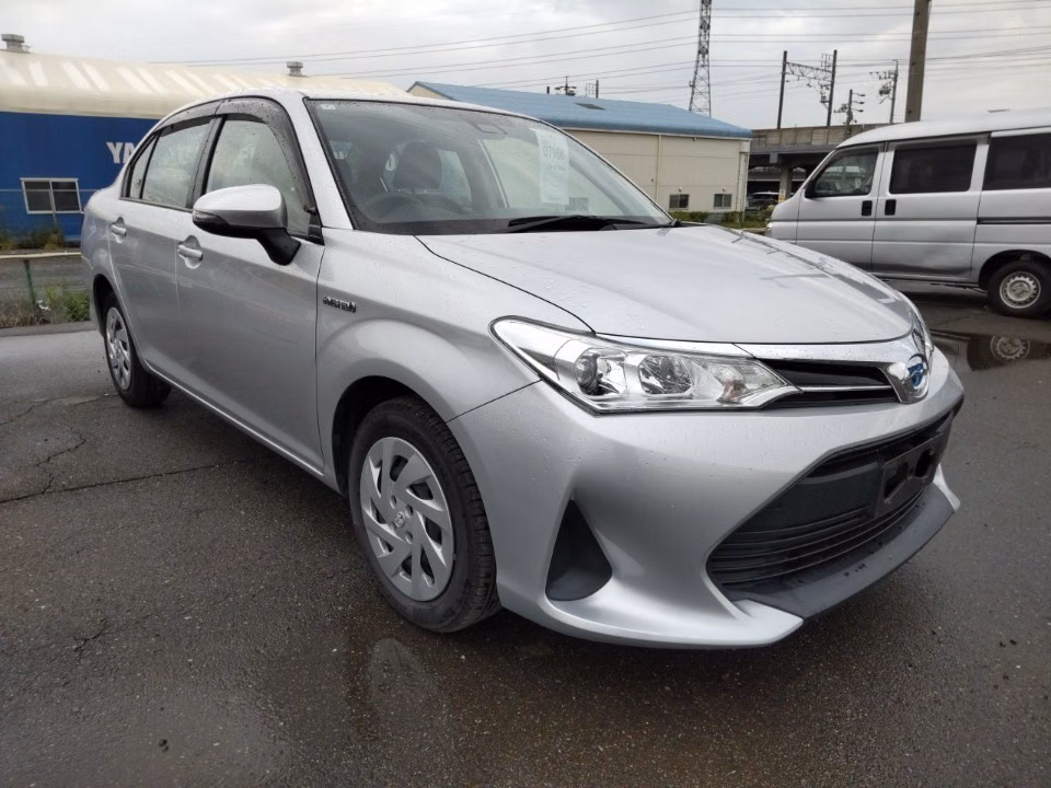 TOYOTA COROLLA AXIO