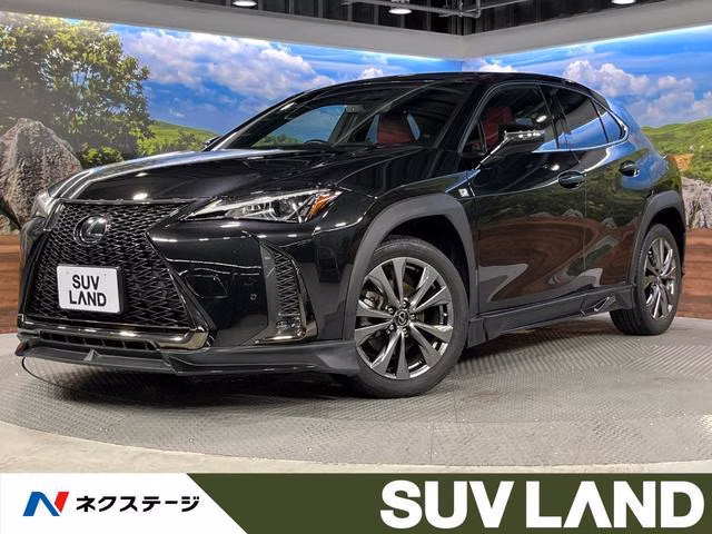 Lexus UX200