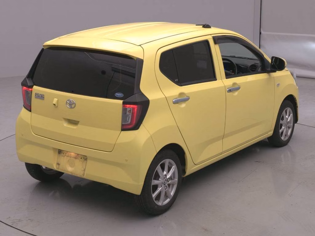 TOYOTA PIXIS EPOCH
