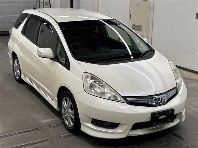 HONDA FIT SHUTTLE
