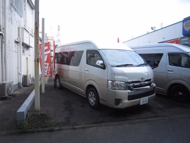 Toyota Hiace