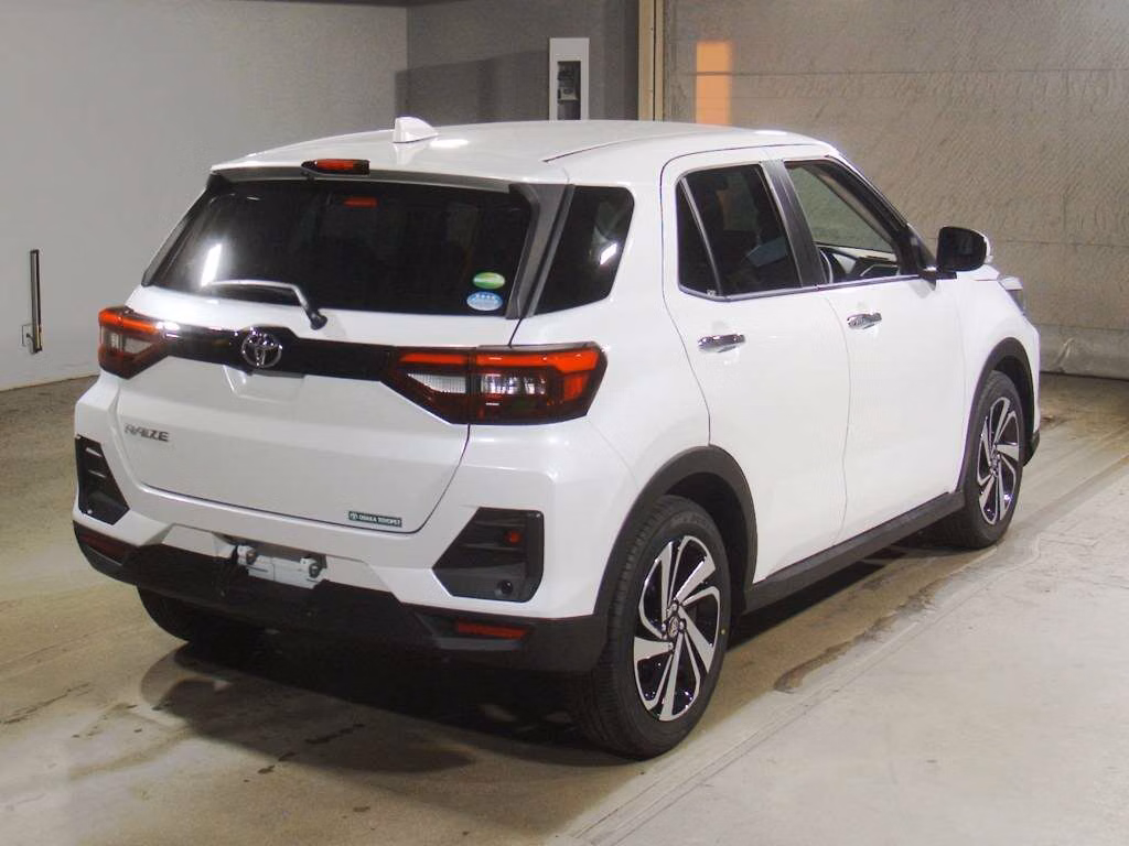 TOYOTA RAIZE