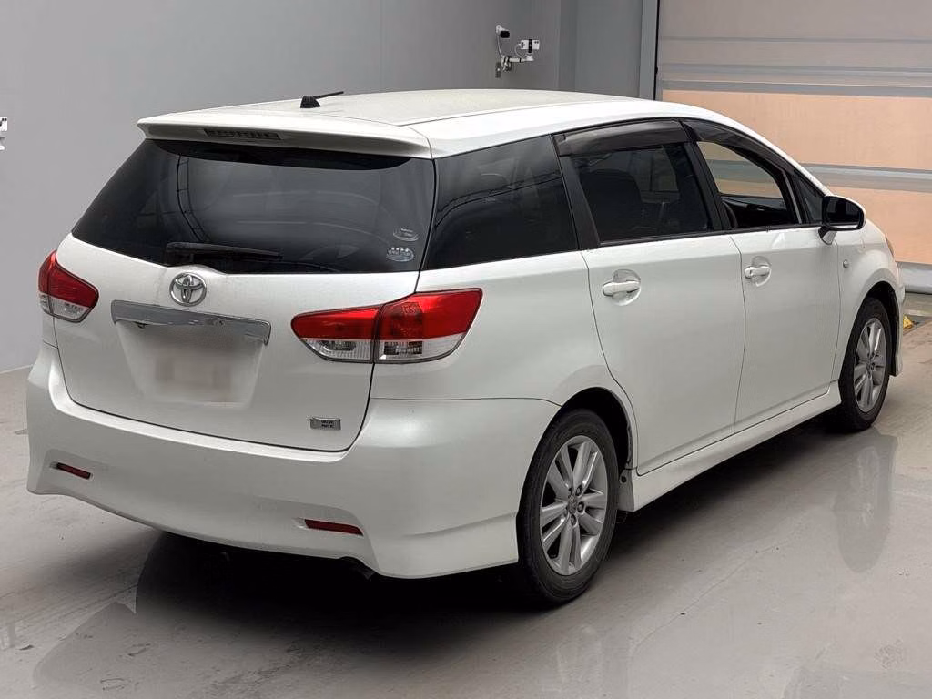 TOYOTA WISH