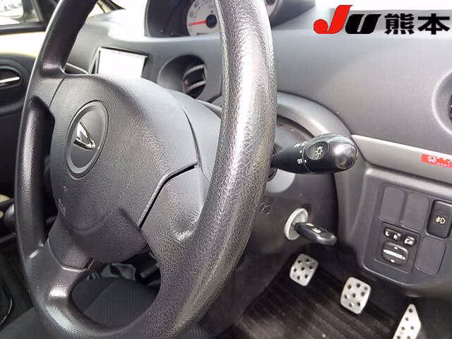 DAIHATSU ESSE