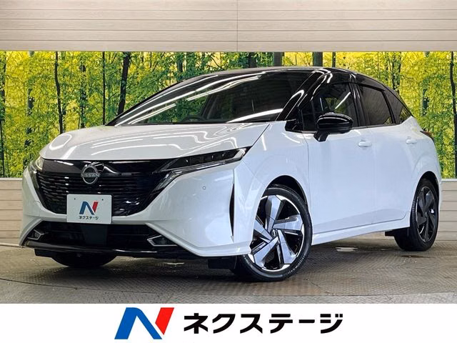Nissan Aura