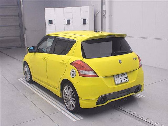 SUZUKI SWIFT
