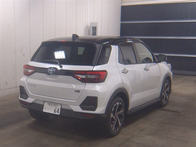 TOYOTA RAIZE