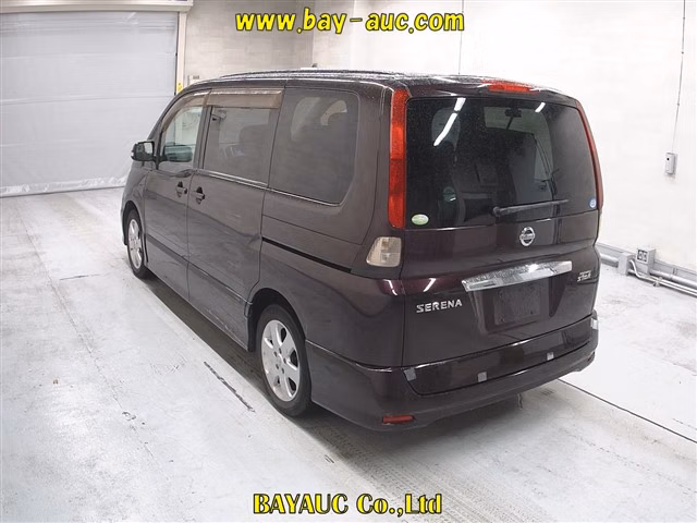 NISSAN SERENA