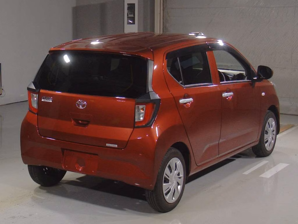 TOYOTA PIXIS EPOCH