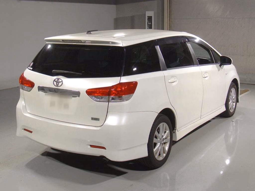 TOYOTA WISH