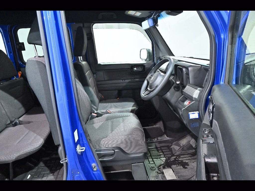 HONDA N-VAN