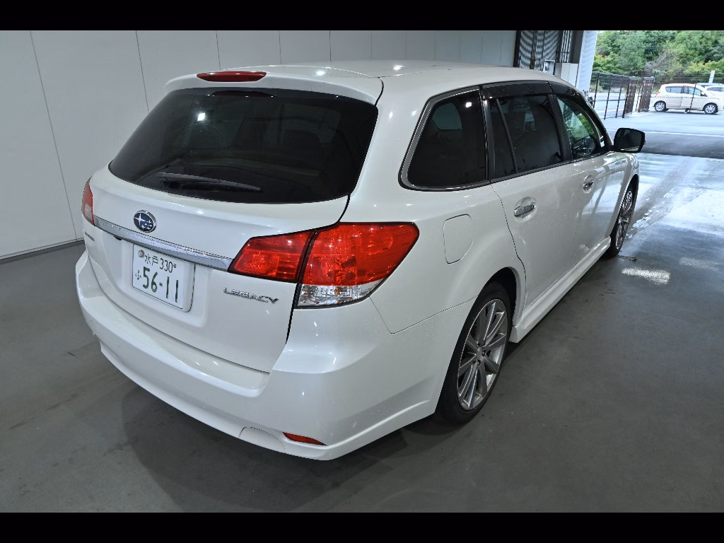SUBARU LEGACY