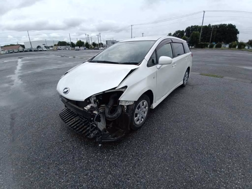 TOYOTA WISH