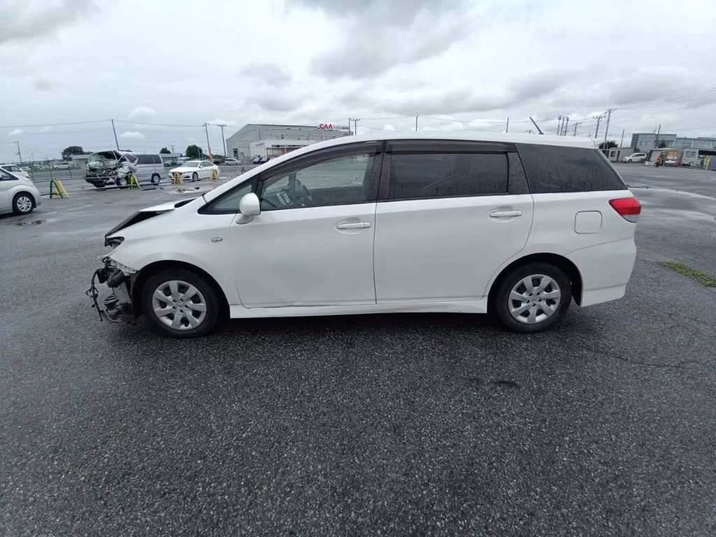 TOYOTA WISH