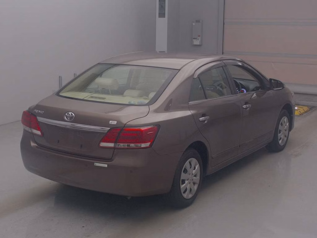 TOYOTA PREMIO