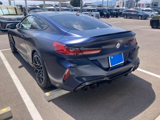 BMW M8