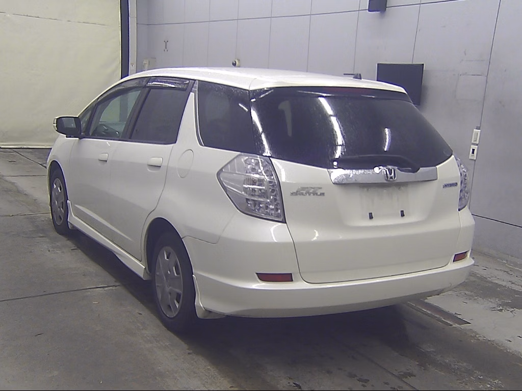HONDA FIT SHUTTLE