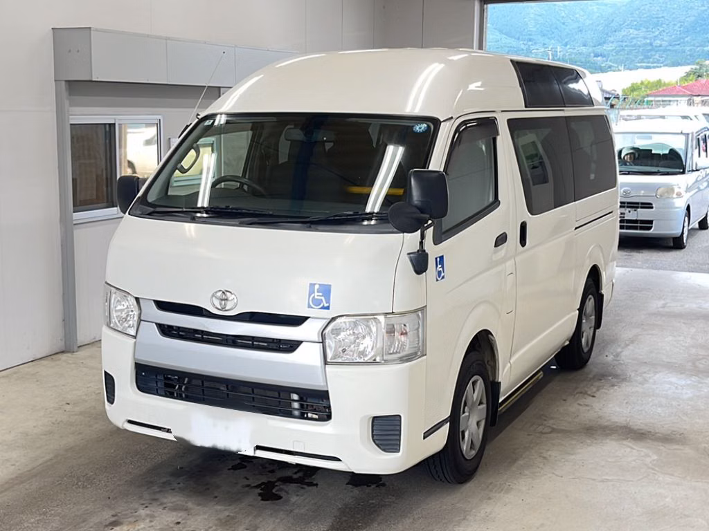Toyota Regius Ace