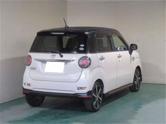 Toyota Pixis Joy