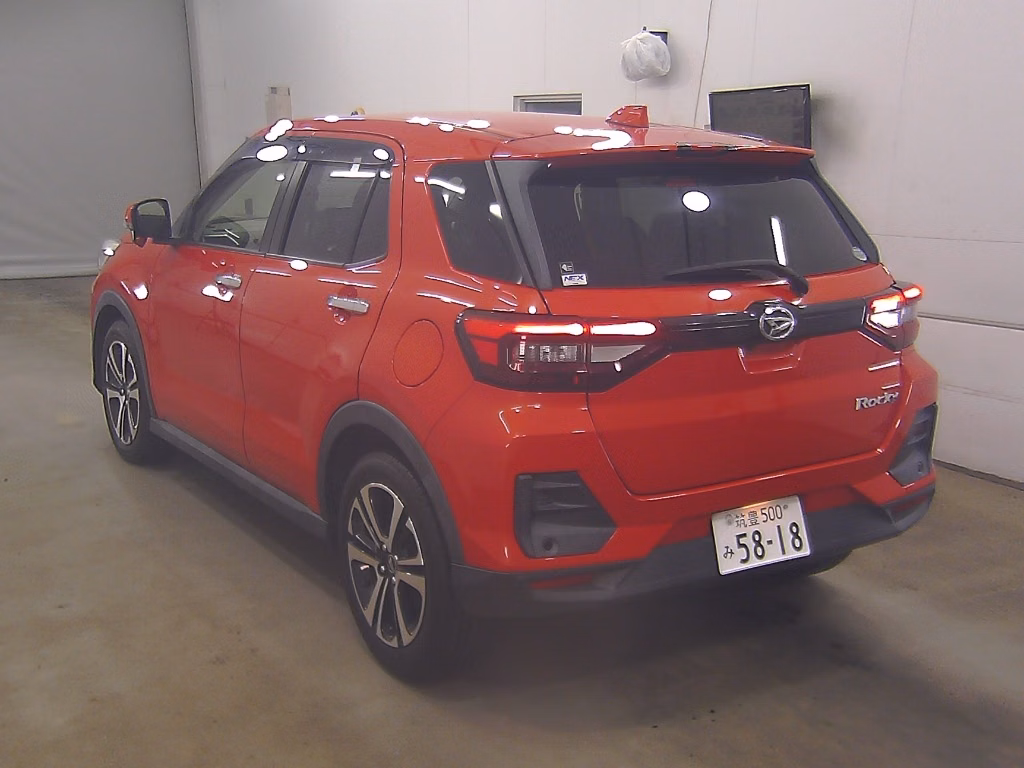 DAIHATSU ROCKY