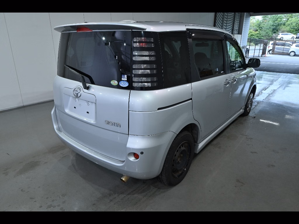 TOYOTA SIENTA