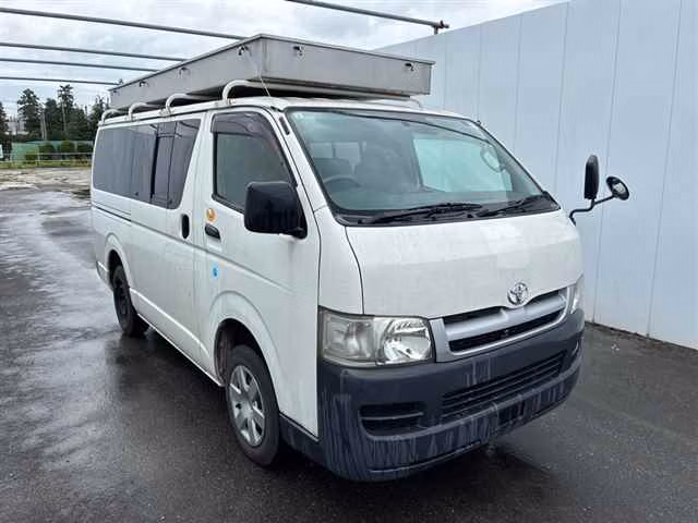 Toyota Regius Ace
