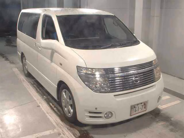 NISSAN ELGRAND