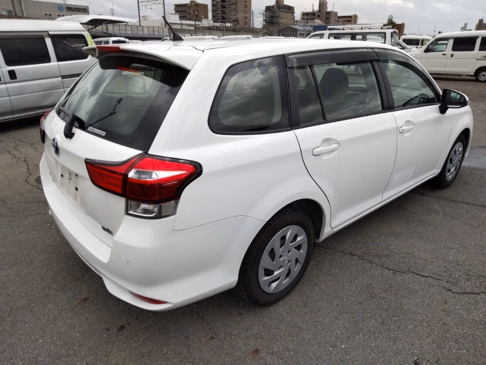 TOYOTA COROLLA FIELDER