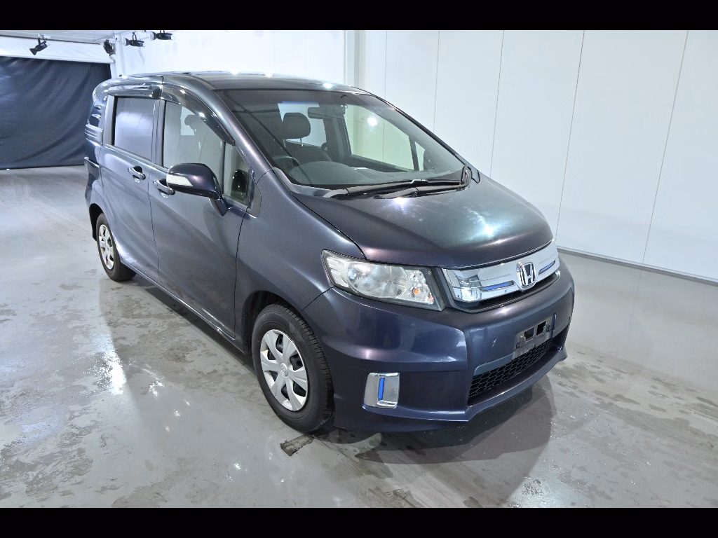 HONDA FREED SPIKE