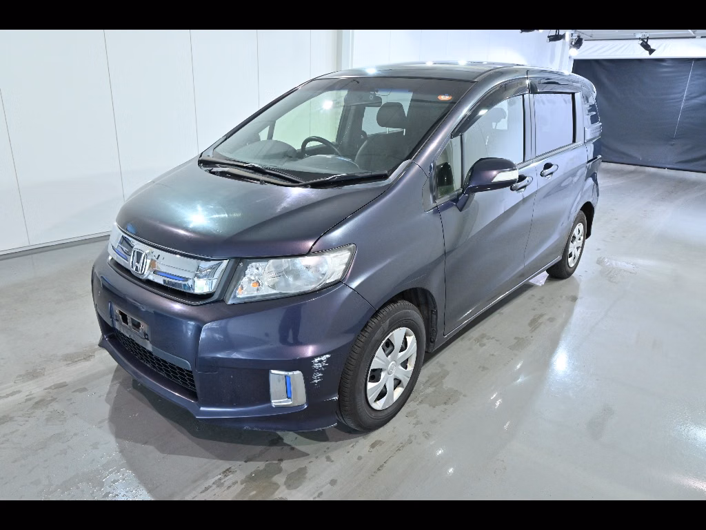 HONDA FREED SPIKE