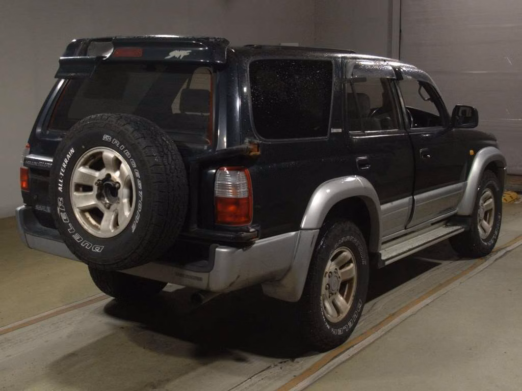 TOYOTA HILUX SURF