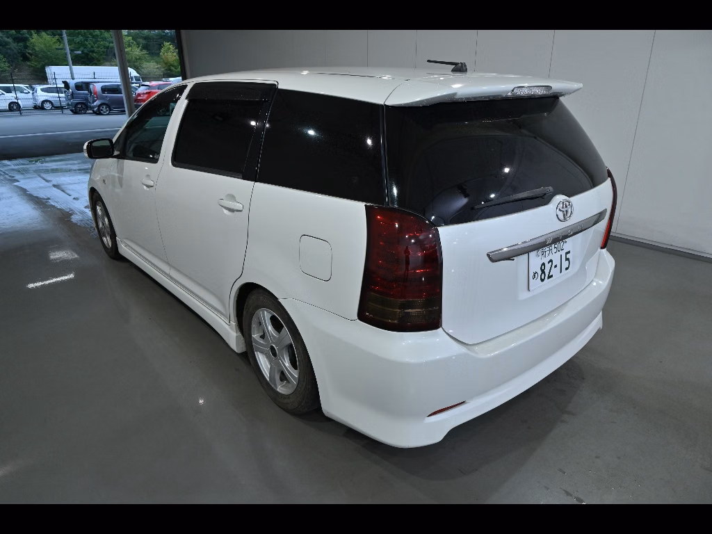 TOYOTA WISH