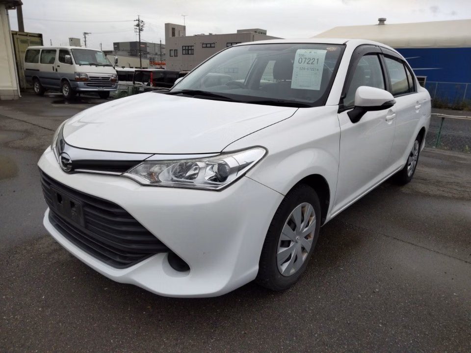 TOYOTA COROLLA AXIO