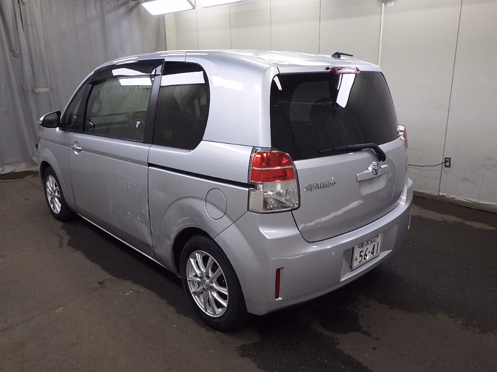 TOYOTA SPADE