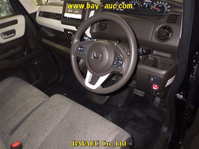 HONDA N-BOX
