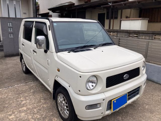 DAIHATSU NAKED