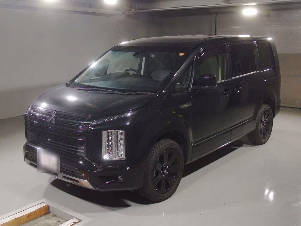 Mitsubishi Delica D:5