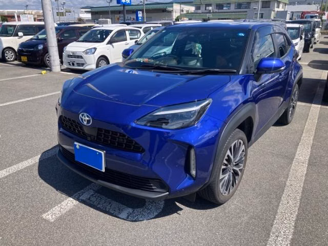 TOYOTA YARIS CROSS
