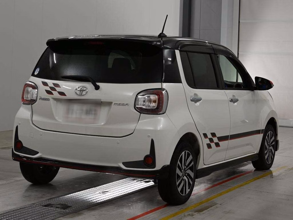 TOYOTA PASSO