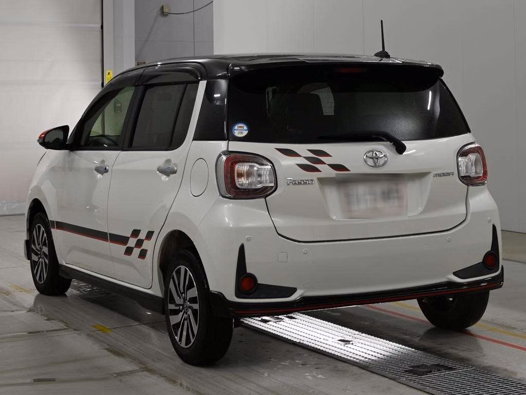TOYOTA PASSO