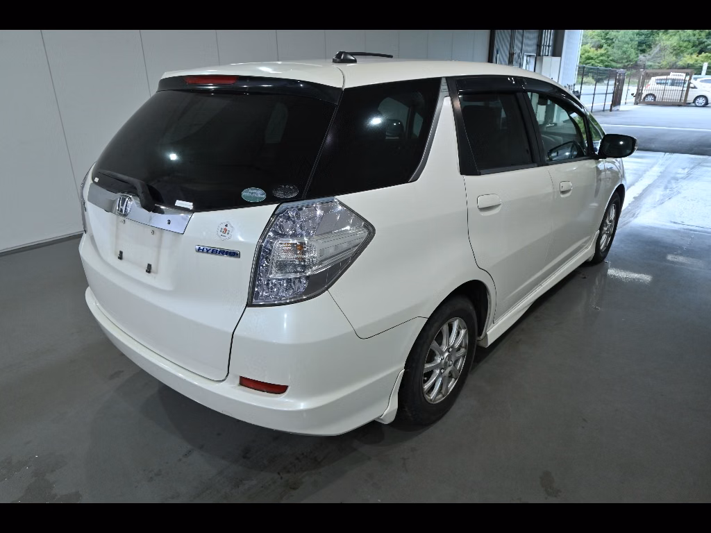 HONDA FIT SHUTTLE
