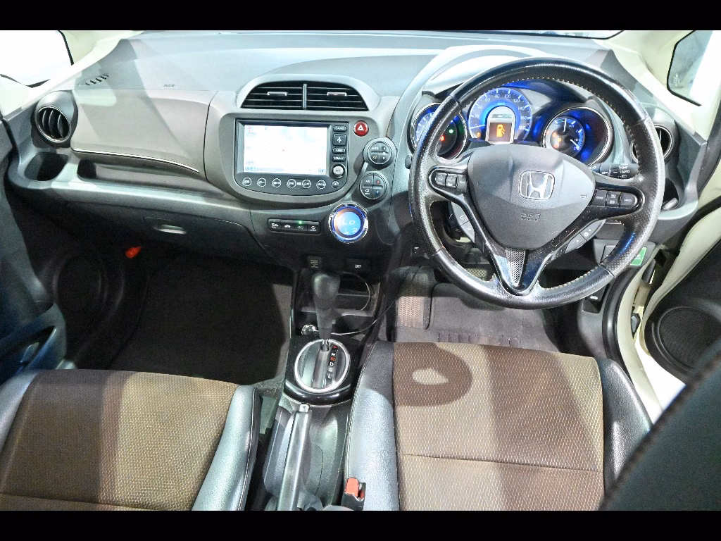 HONDA FIT SHUTTLE