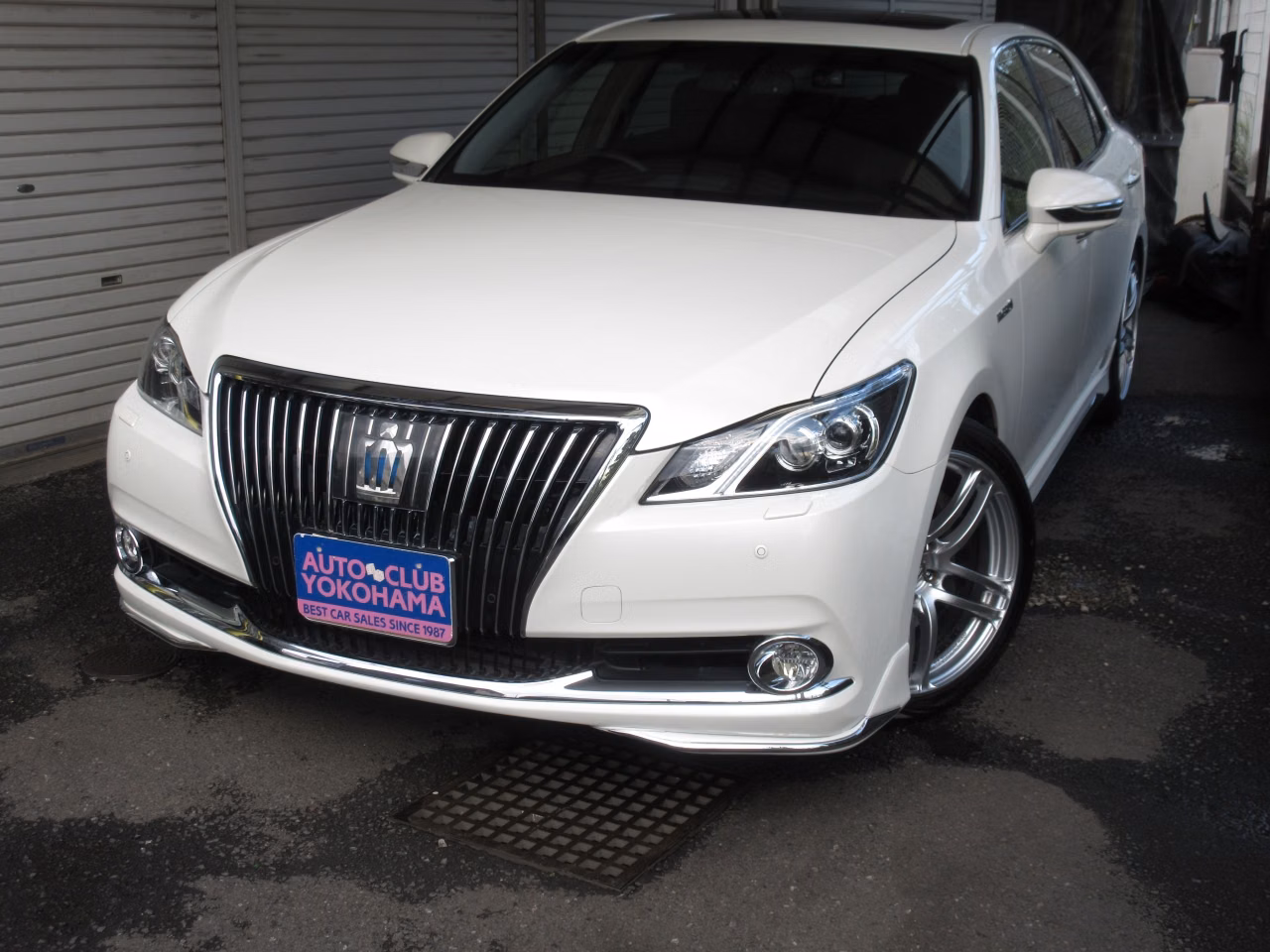 Toyota Crown Majesta