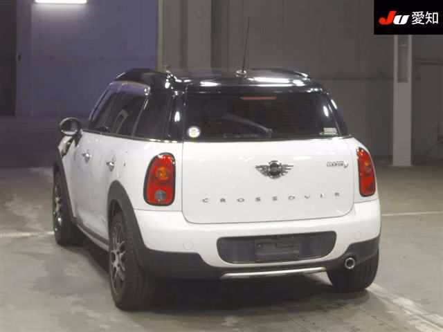 MINI CROSSOVER
