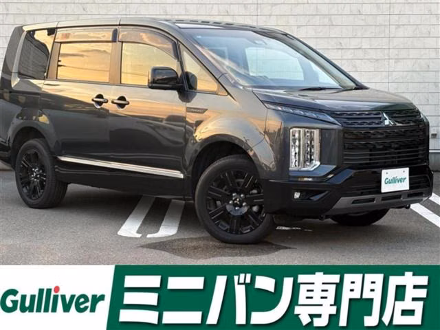 Mitsubishi Delica D:5