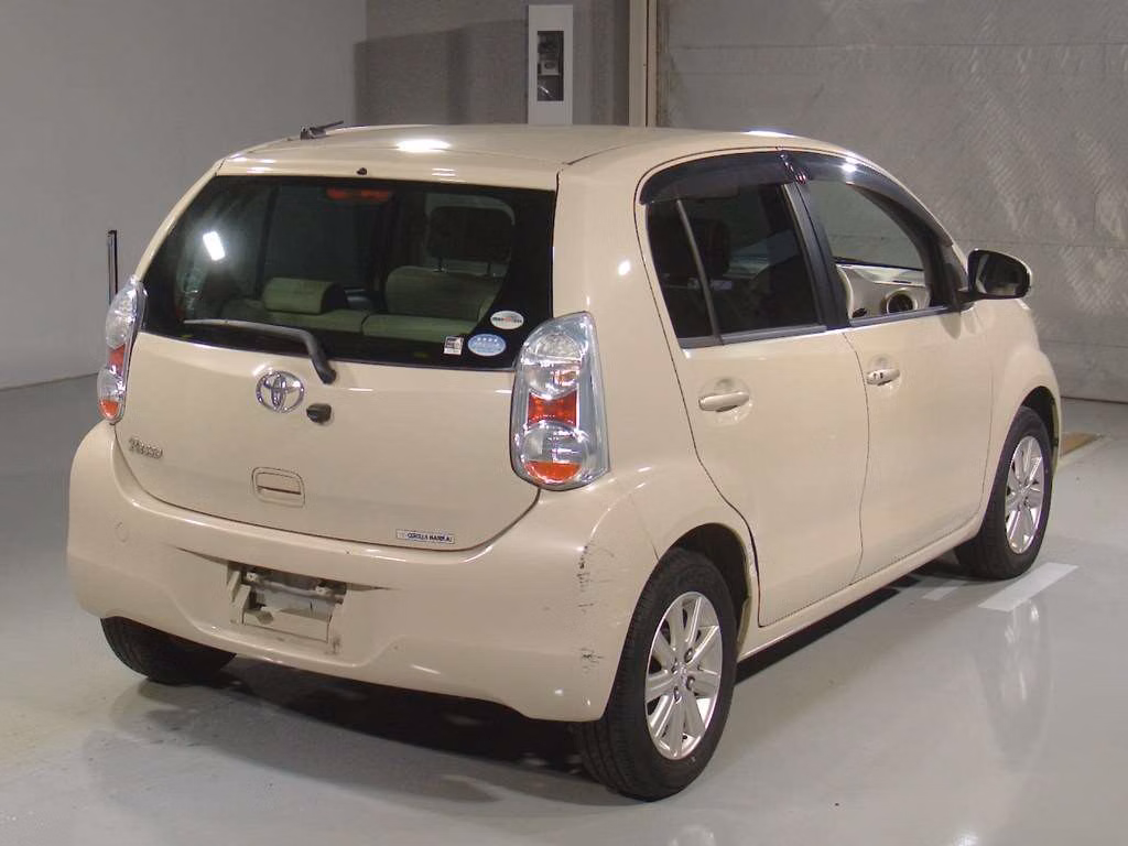 TOYOTA PASSO