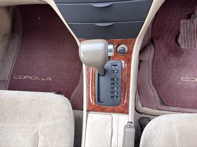 TOYOTA COROLLA