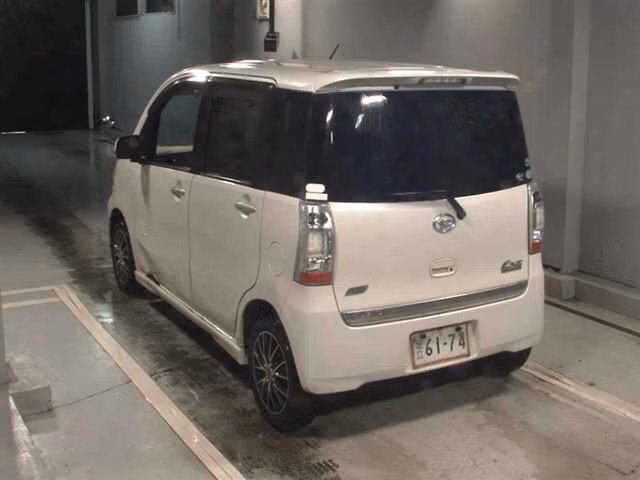 DAIHATSU TANTO EXE