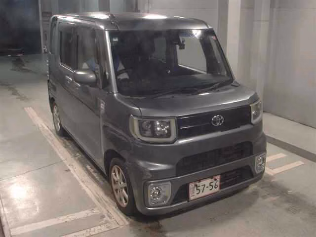 TOYOTA PIXIS MEGA